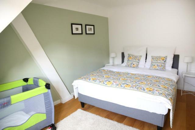 Gastewohnung "Arnoldiblick" โกทา ภายนอก รูปภาพ