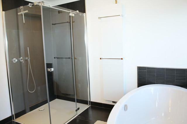 Gastewohnung "Arnoldiblick" โกทา ภายนอก รูปภาพ